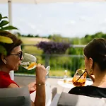 Heuvelzicht スキン・オプ・グール