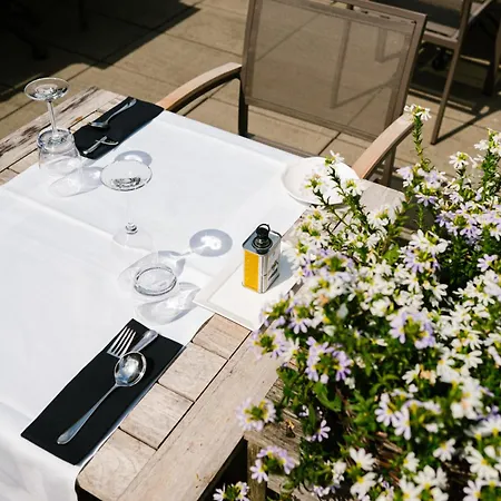 Hotell Heuvelzicht 3*