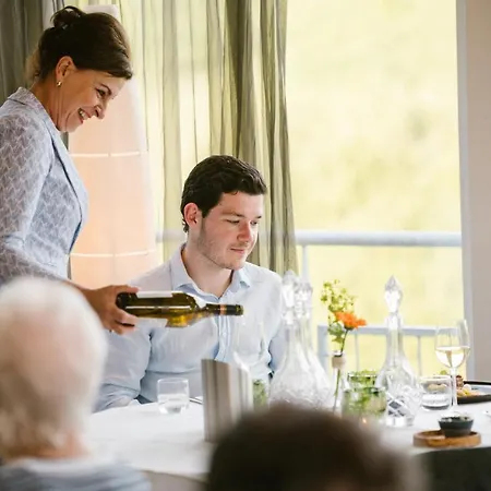 Heuvelzicht Hotel Schin op Geul