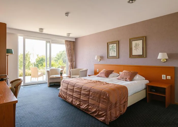 Heuvelzicht Отель