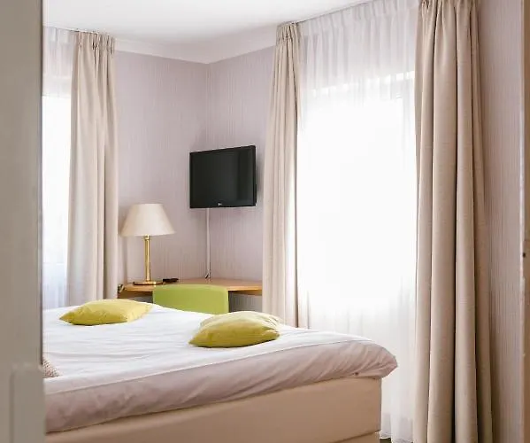 Heuvelzicht Отель